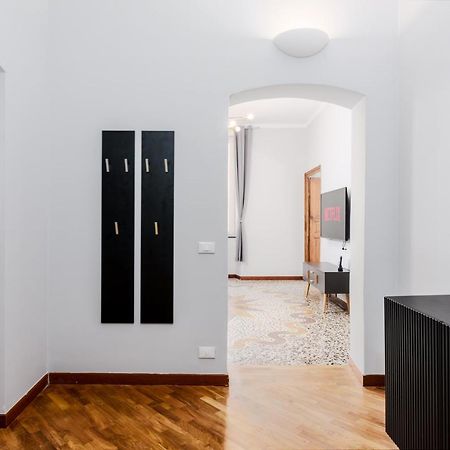 Esclusivo 130 Mq + Terrazzo Via San Vincenzo Daire Cenova Dış mekan fotoğraf