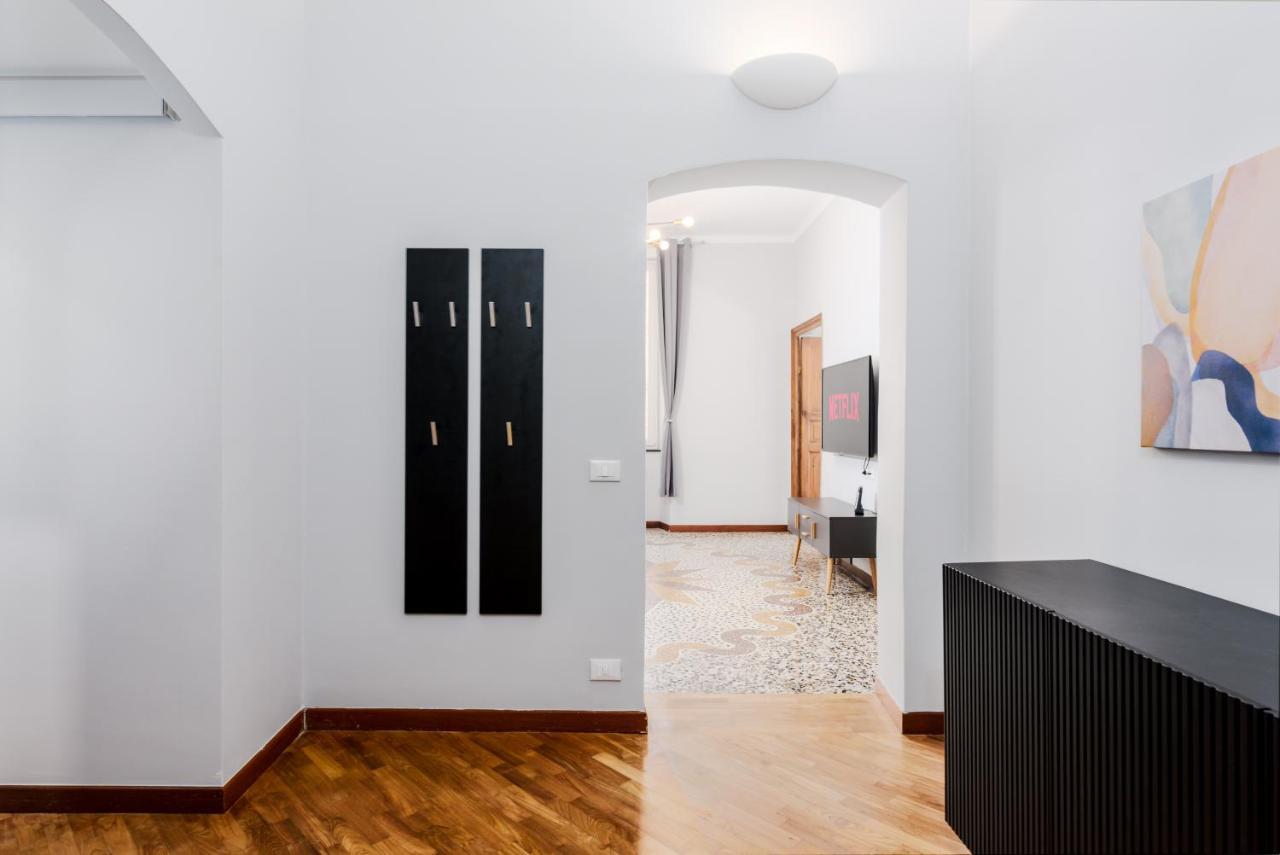 Esclusivo 130 Mq + Terrazzo Via San Vincenzo Daire Cenova Dış mekan fotoğraf