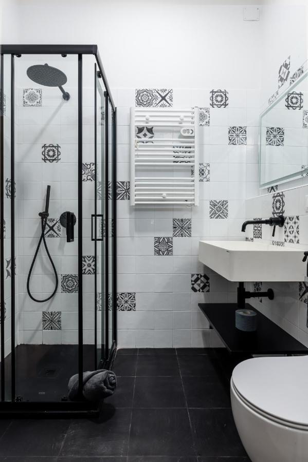 Esclusivo 130 Mq + Terrazzo Via San Vincenzo Daire Cenova Dış mekan fotoğraf