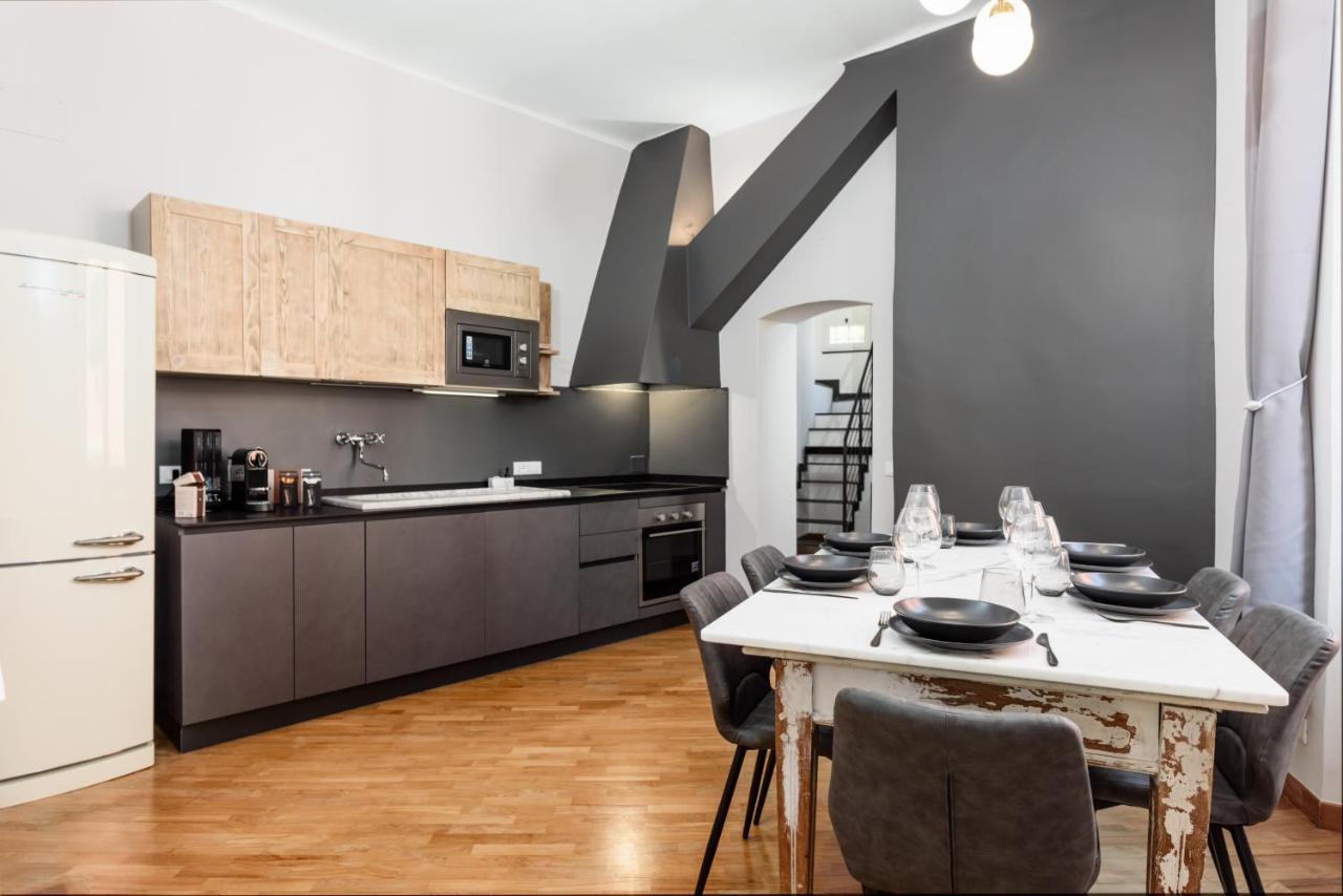 Esclusivo 130 Mq + Terrazzo Via San Vincenzo Daire Cenova Dış mekan fotoğraf