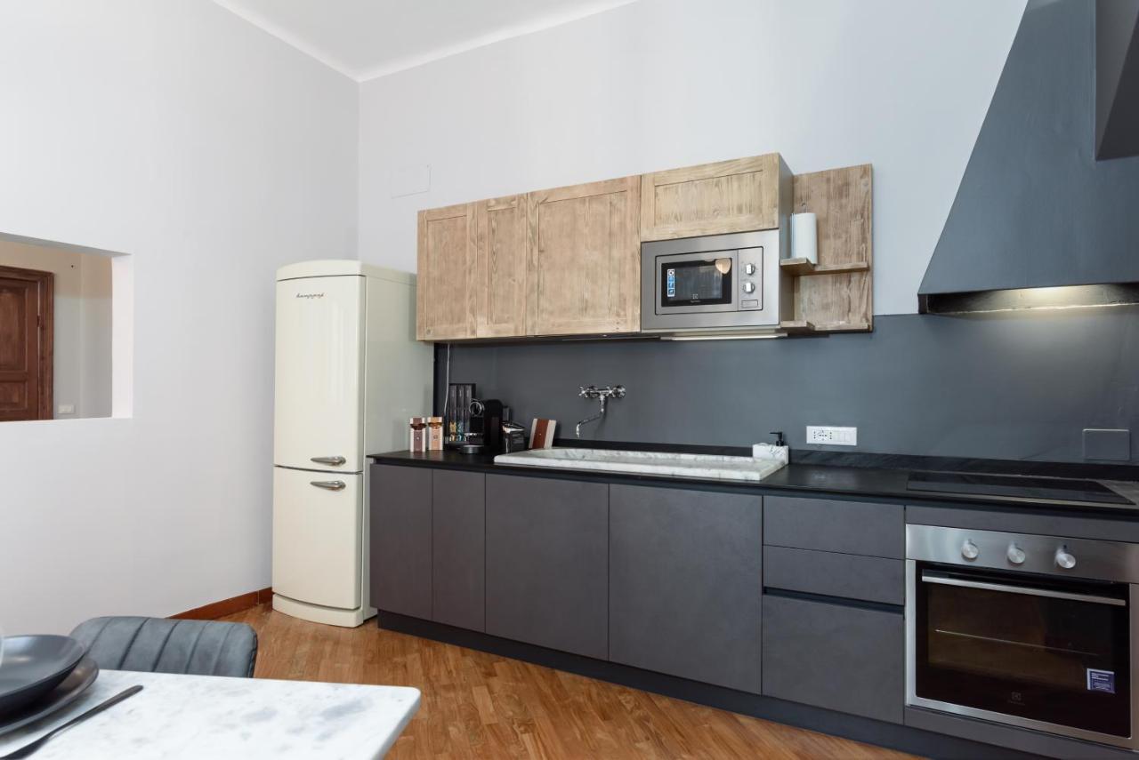 Esclusivo 130 Mq + Terrazzo Via San Vincenzo Daire Cenova Dış mekan fotoğraf